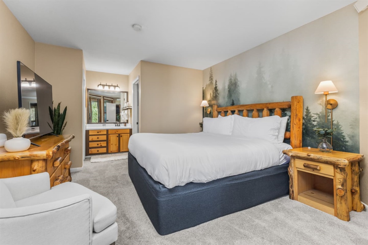 Bedroom #1 | King, Ensuite Bathroom & Smart TV