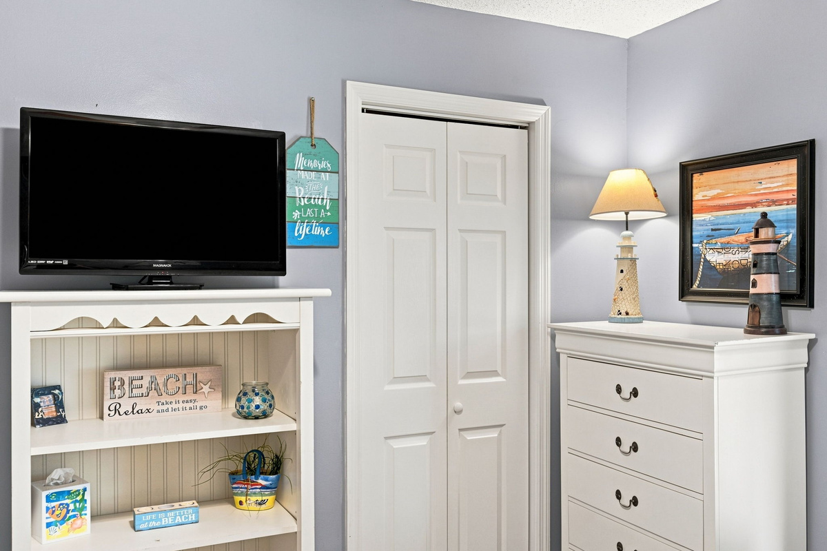 Unpack with ease, settle in, and enjoy thoughtful coastal touches that make this bedroom feel like home