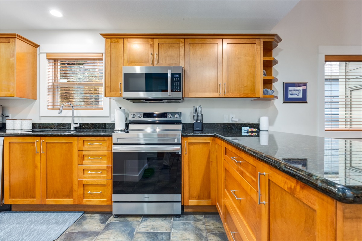 Fully equipped kitchen