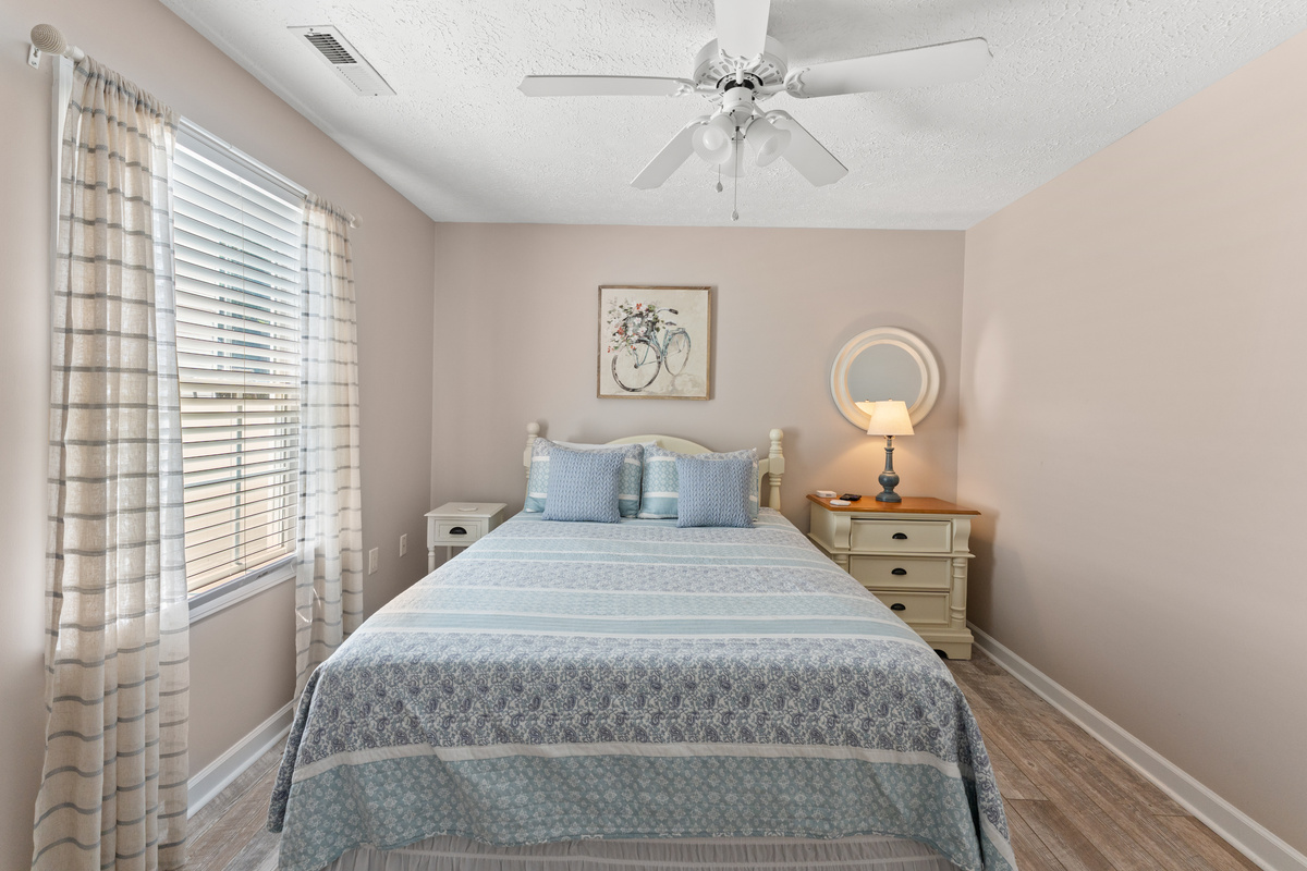 2nd Guest Bedroom - Queen