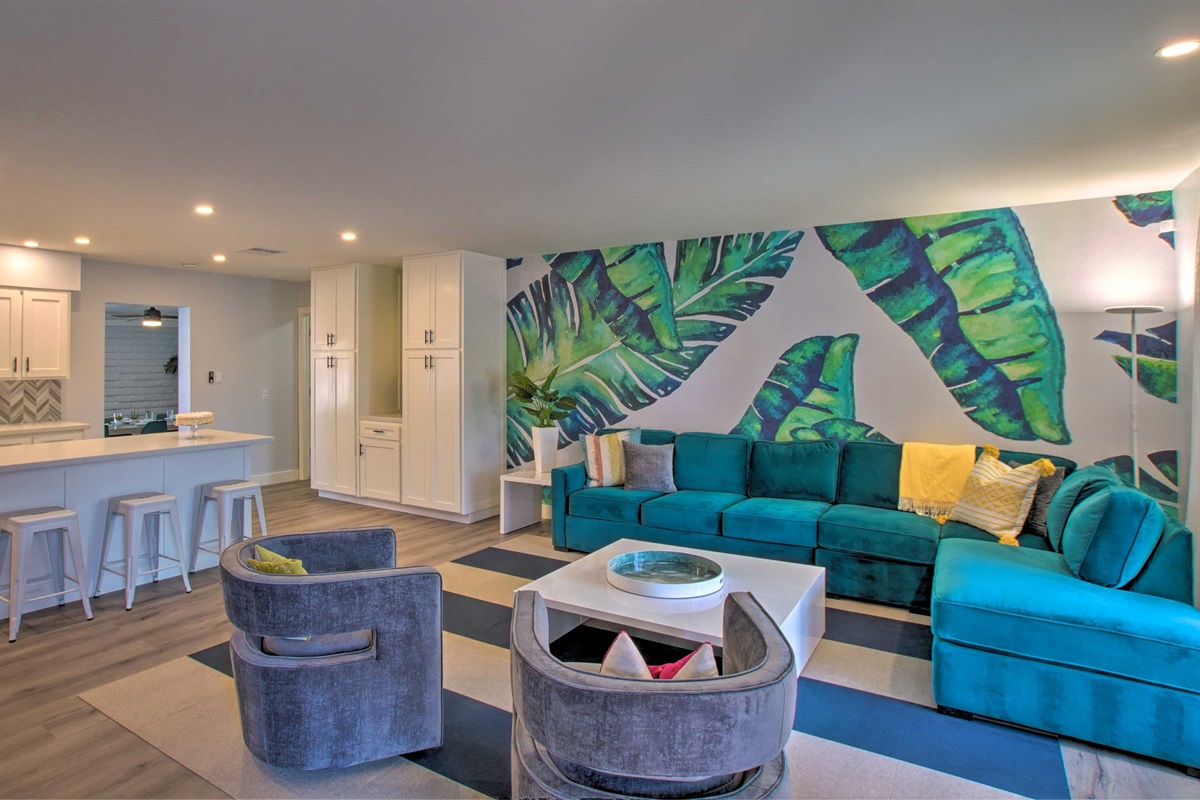 Living Room | Central A/C | Sleeper Sofa