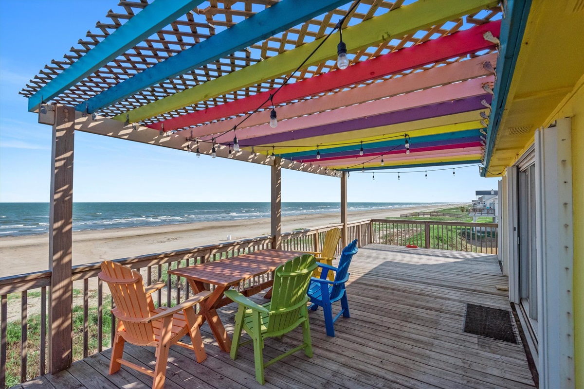 7d00fc31905549139c6c661ac6ce28bb Large | Beachhouse | Texas | TX | Vacation Homes | Galveston | Crystal Beach | Kokomo | Breezy Days | Beachfront Elegance | Sunrise Serenity | Southern Sands Property Management, LLC