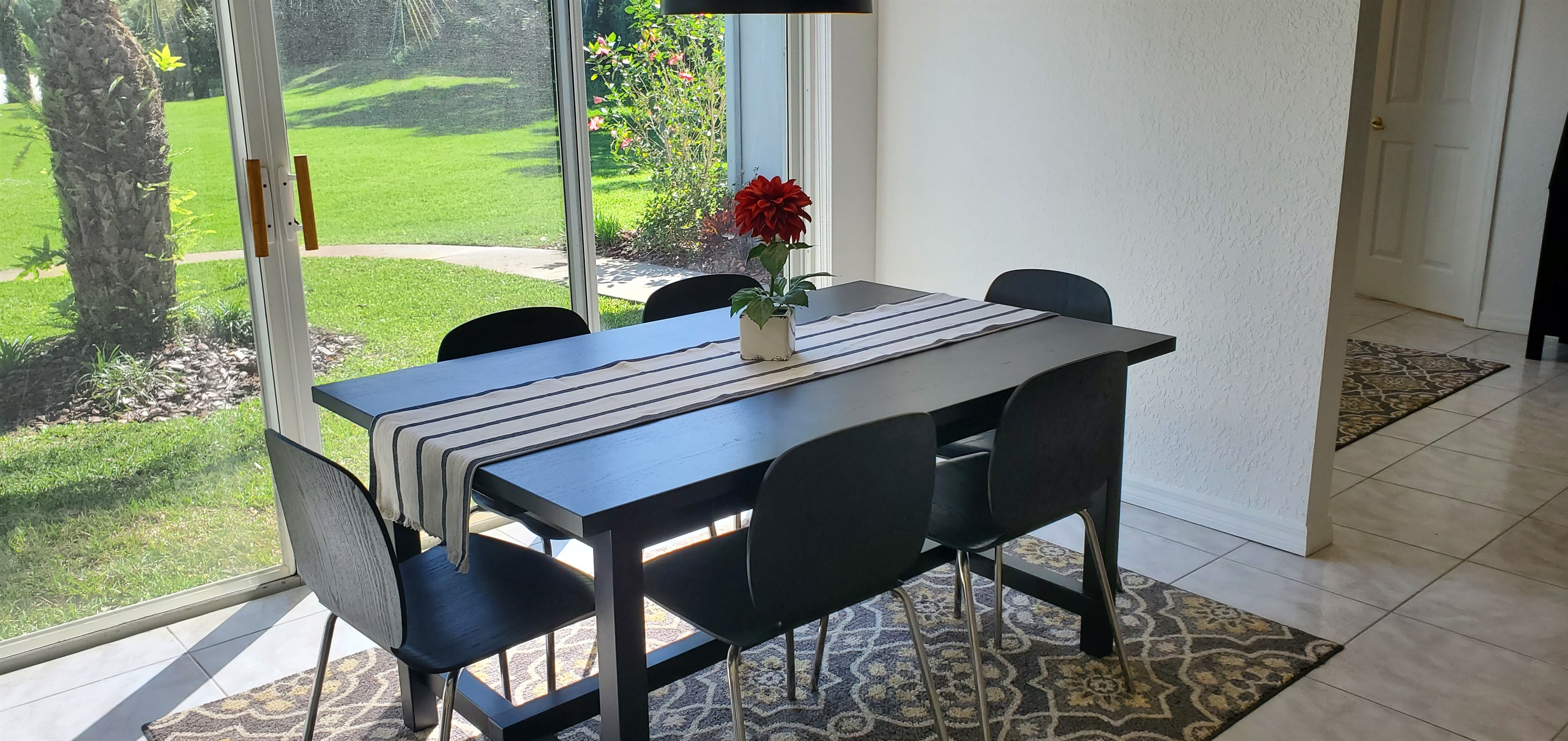Dining room table