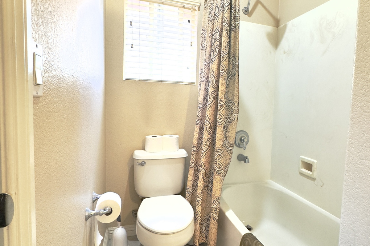 Private ensuite bathroom with large vanity — Micro Casita guest house Henderson NV
