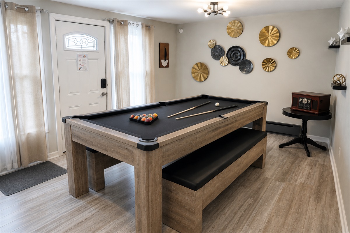Our spacious 8 seater dining table converts to a pool table for extra fun
