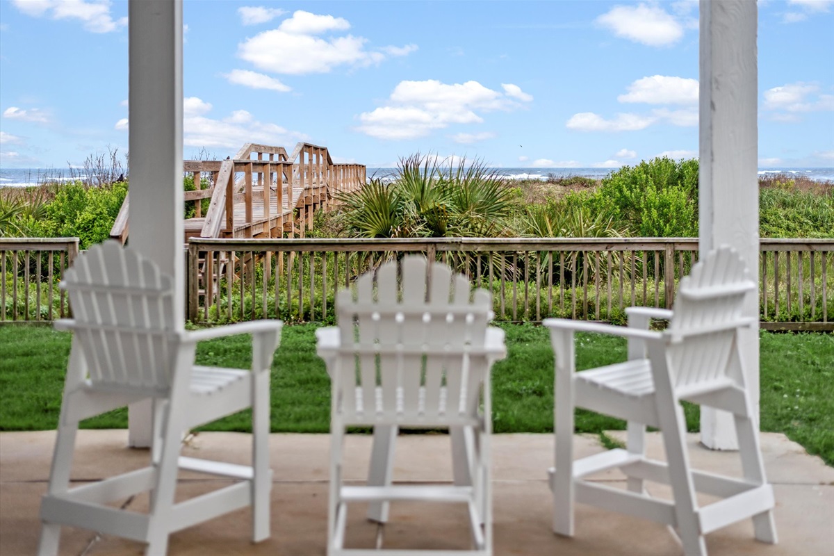 7d246e32bfef4d469485e6bbd564aa75 Large | Beachhouse | Texas | TX | Vacation Homes | Galveston | Crystal Beach | Kokomo | Breezy Days | Beachfront Elegance | Sunrise Serenity | Southern Sands Property Management, LLC