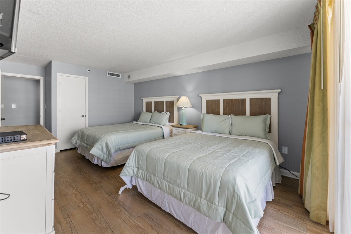 Large 2nd Bedroom with 2 queen beds