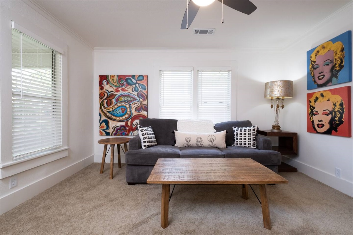 The Little Gray House in Capitol View Overnight Digs