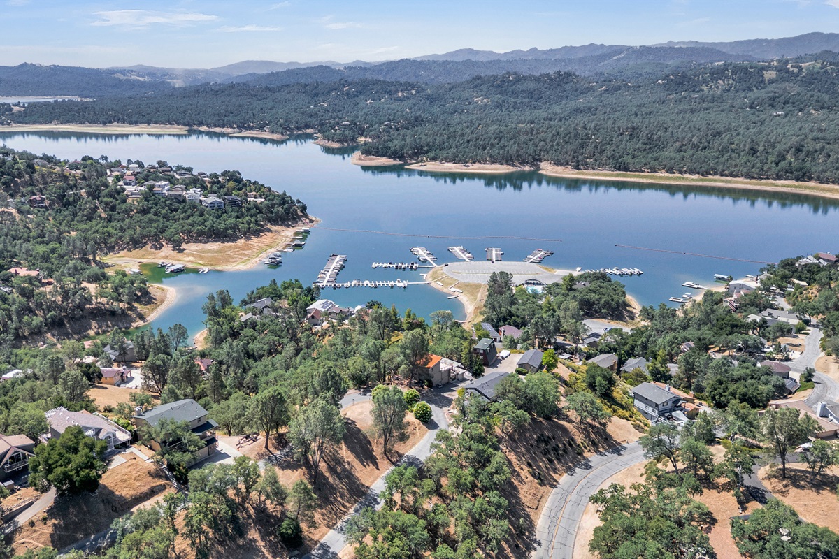 Oak Shores Marina
