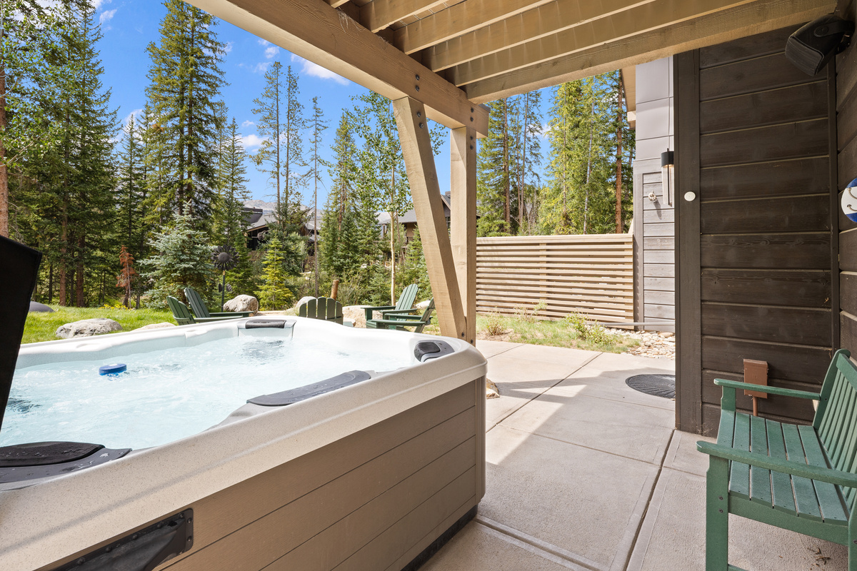 Partially covered private hot tub