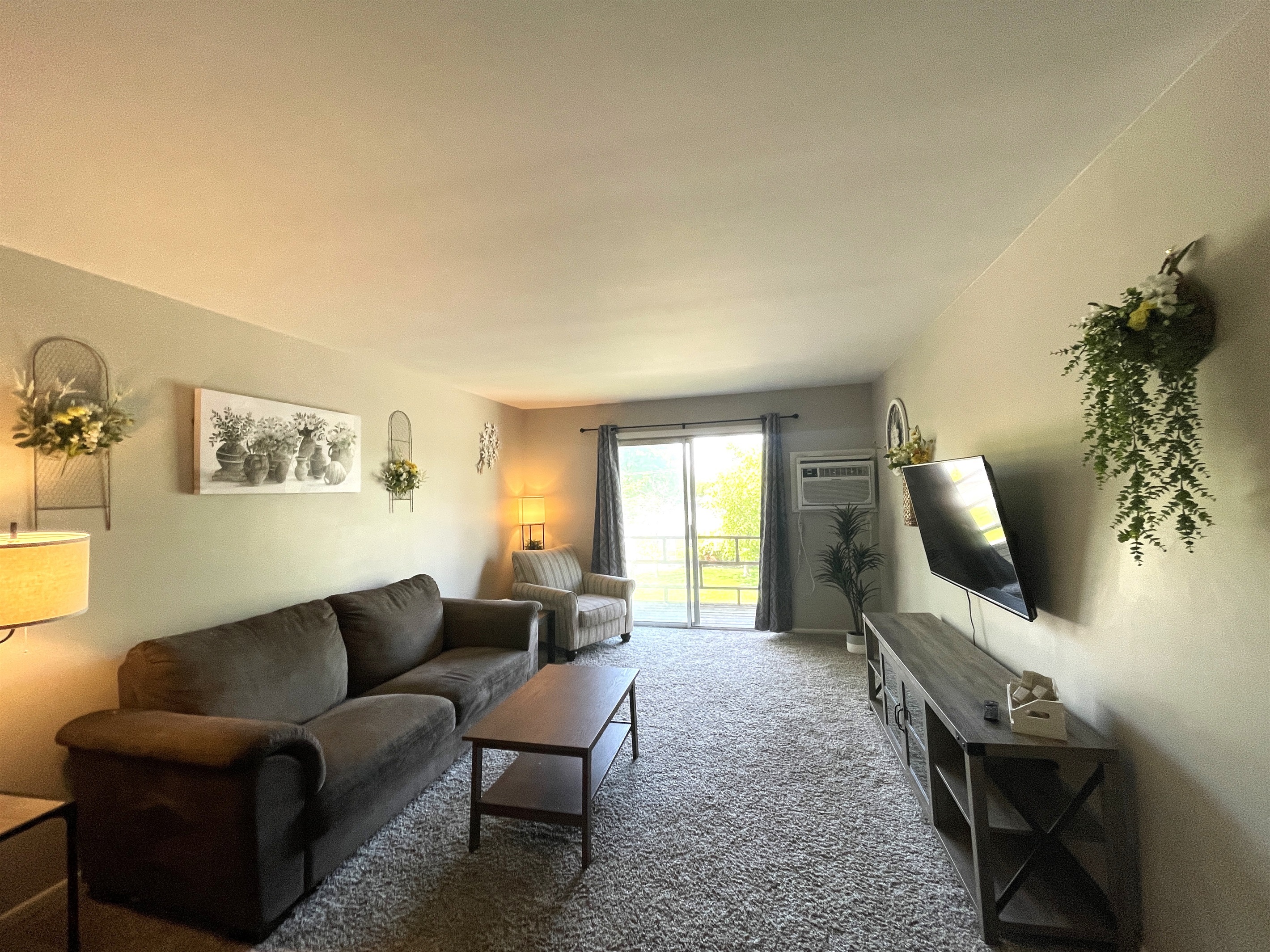Living Room with 50" Smart TV