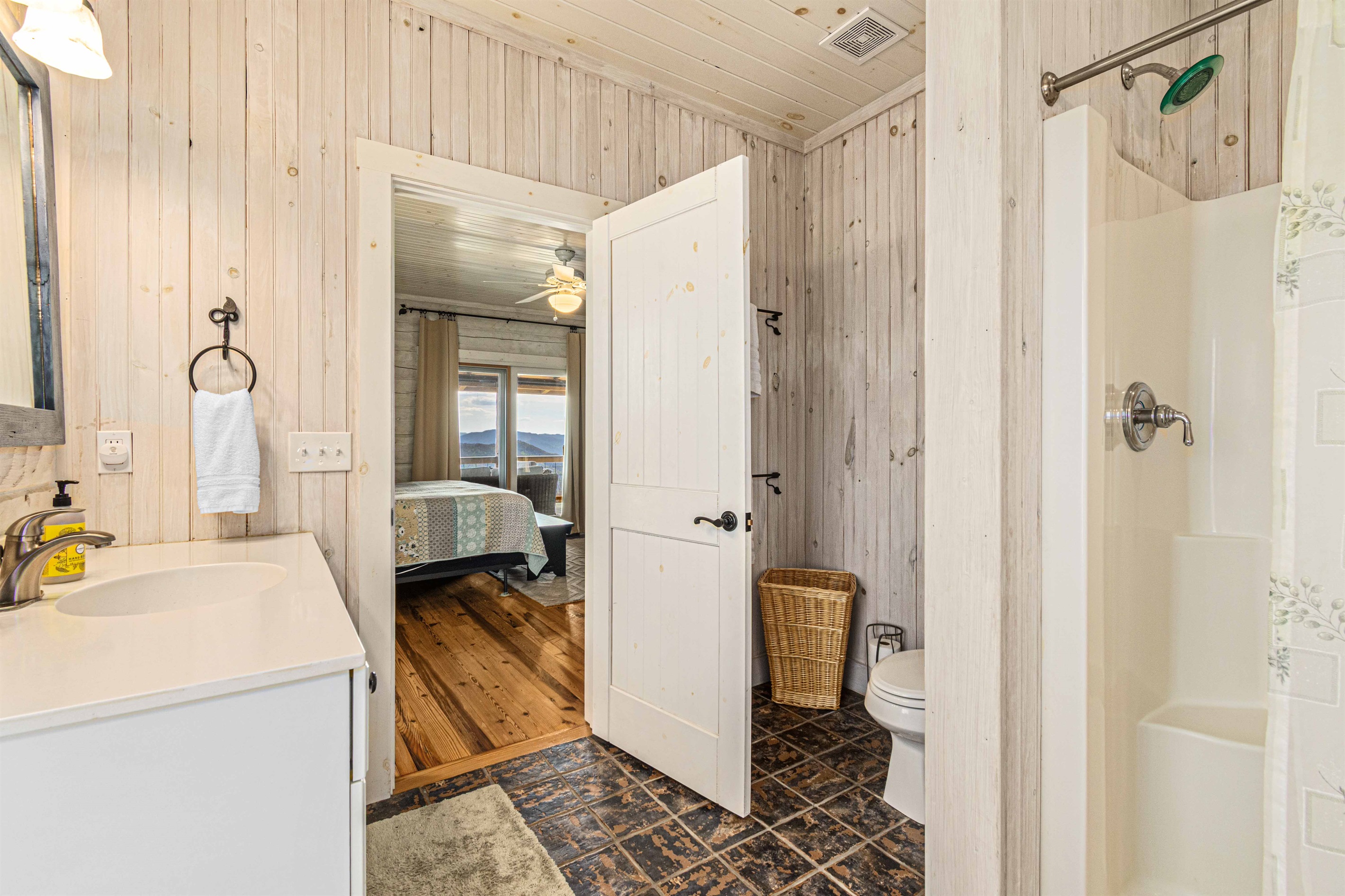 Full Bathroom 2: Enjoy modern amenities with scenic mountain views right from your door!