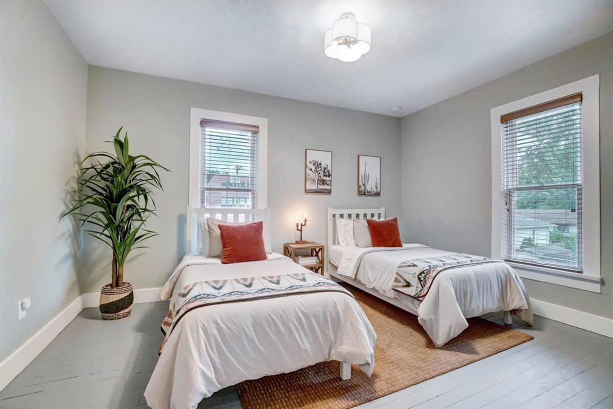 Bedroom 4 (Twins)