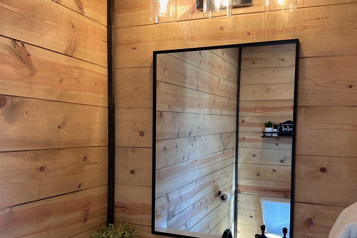 Floor 4 - Rooftop: Half Bathroom