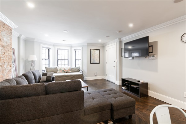 55 inch smart TV with access to Netflix, Amazon, YouTube, HBOgo, etc.