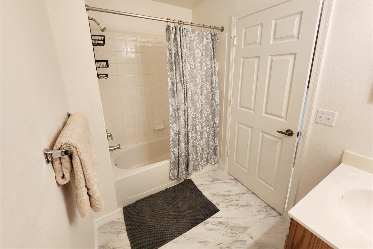 shared Bathroom upstairs