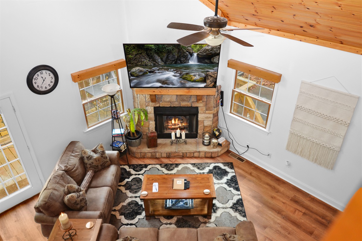 Smart Tvs and a Cozy Fireplace here at the Alpine Bungalow