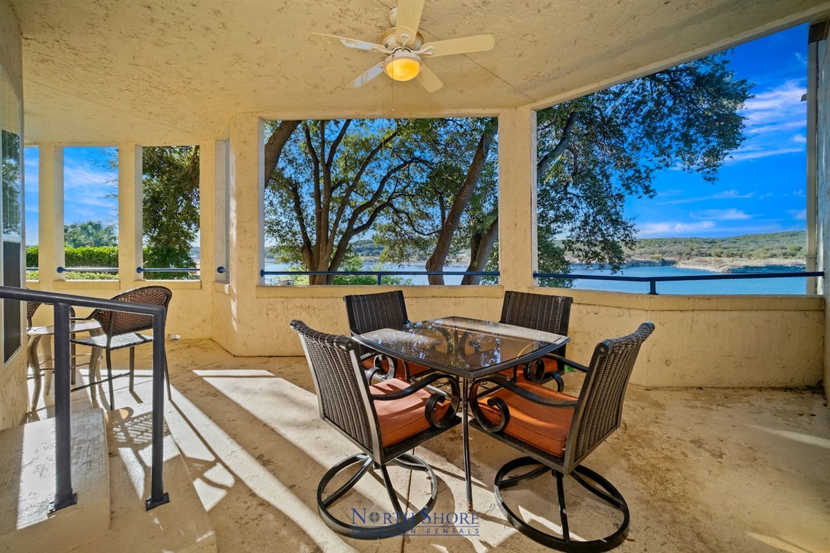 Spacious Lakefront Patio Living