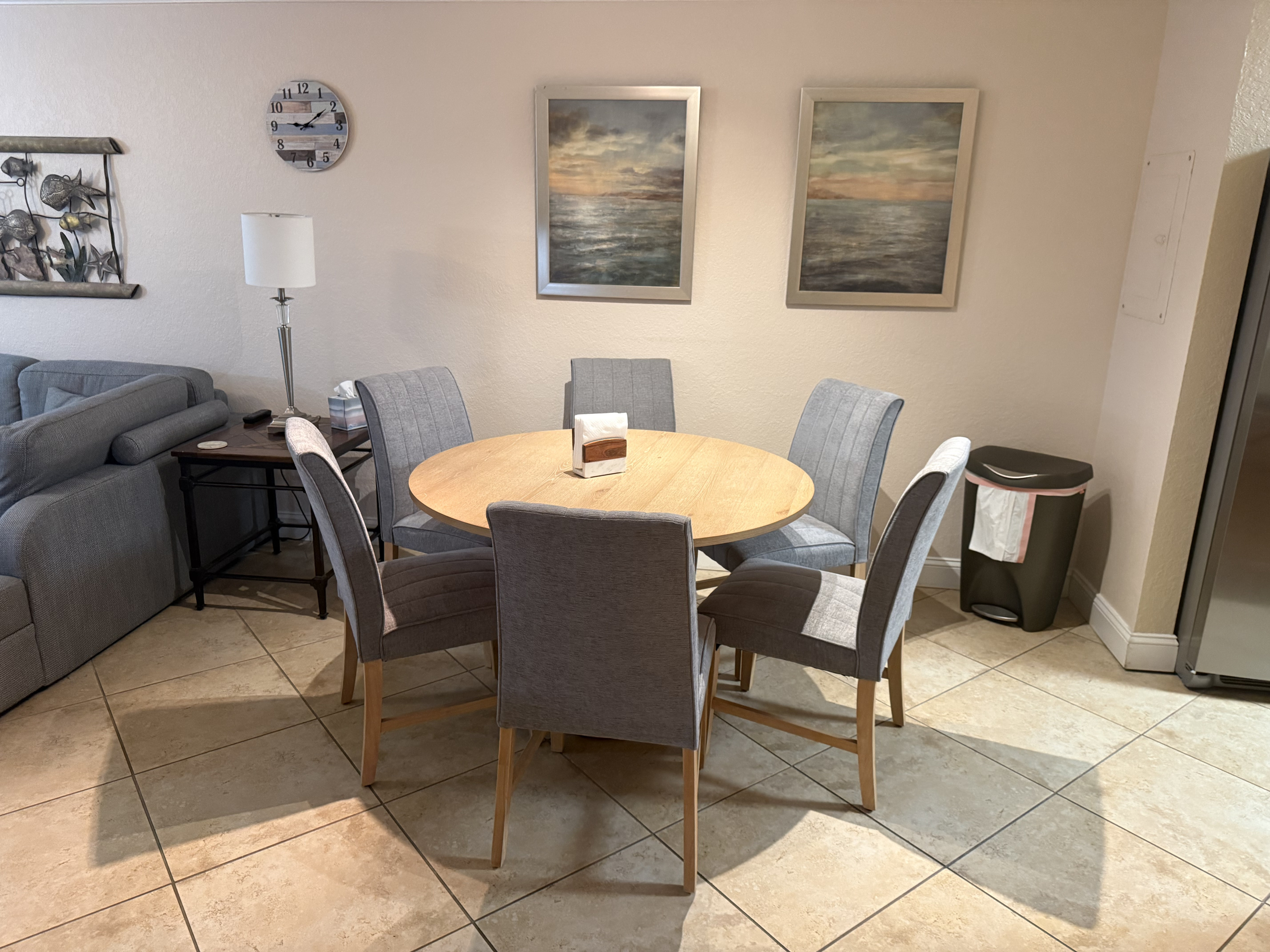 Seating for 6