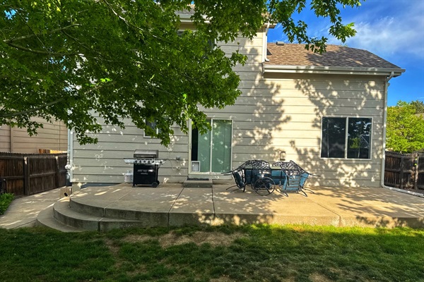 Now featuring a propane BBQ grill—perfect for your backyard cookouts! 🥩✨