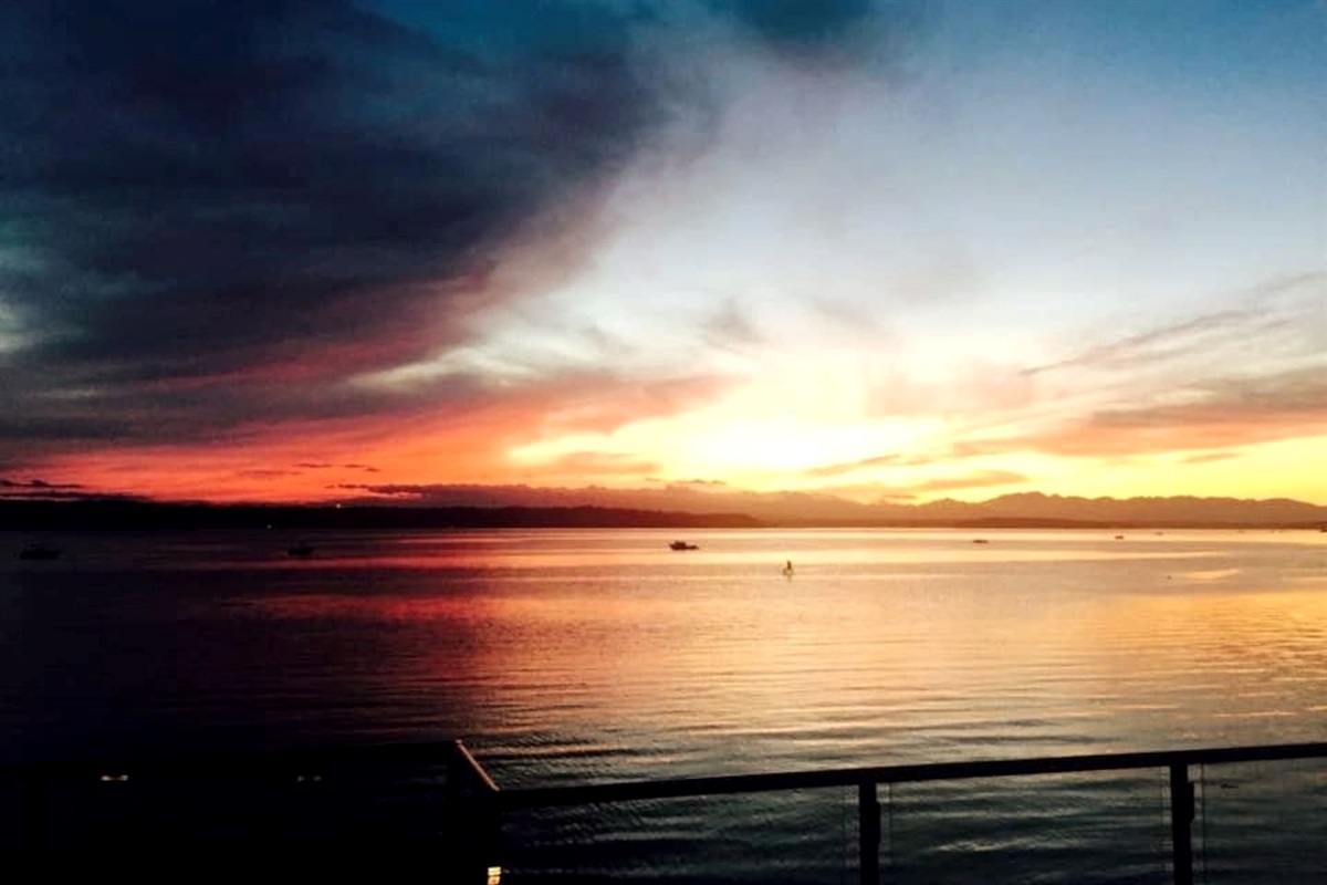 Your patio sunset view, showing nightly!