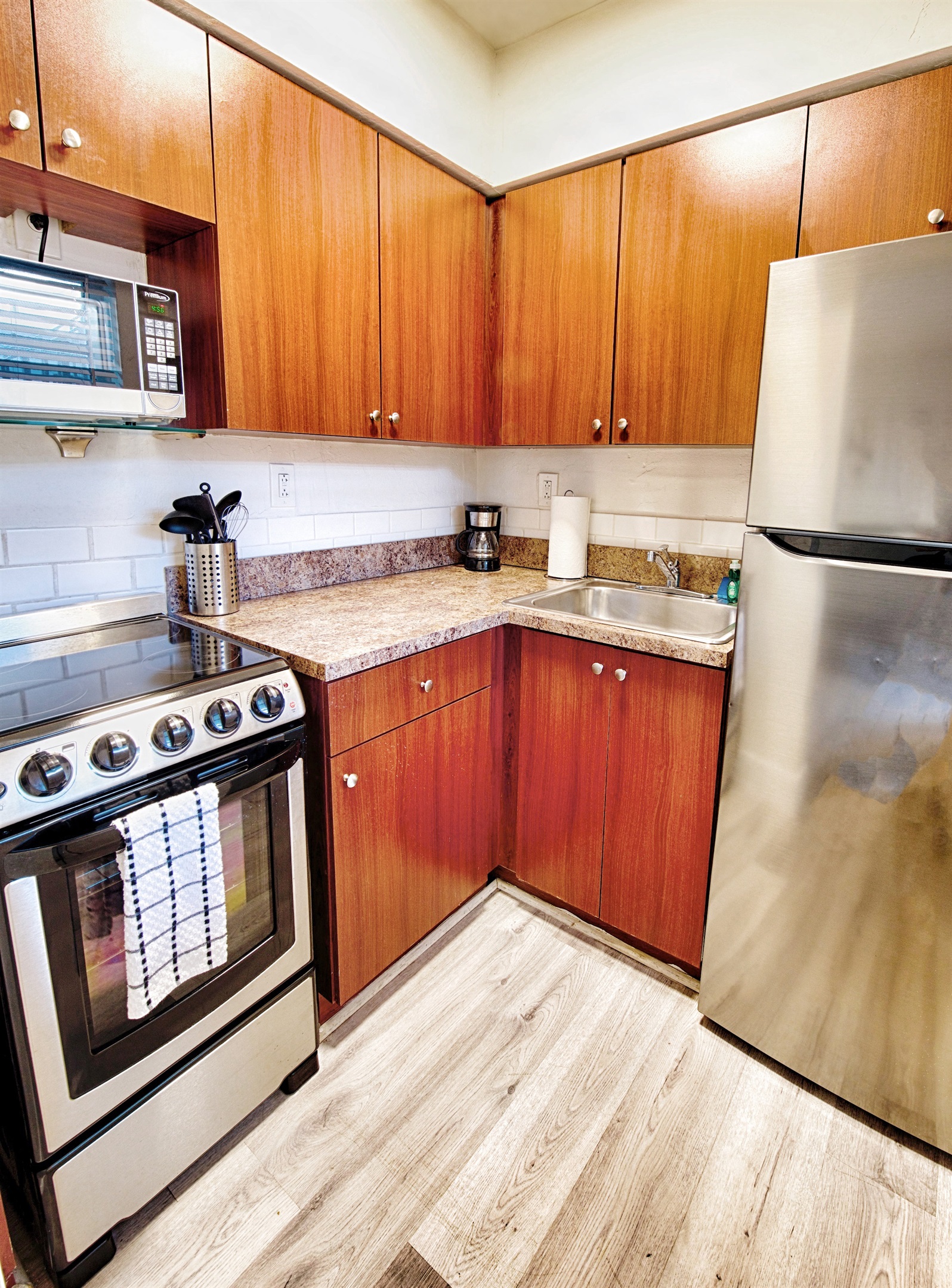 Your fully equipped kitchen is ready for cooking your favorite meals!