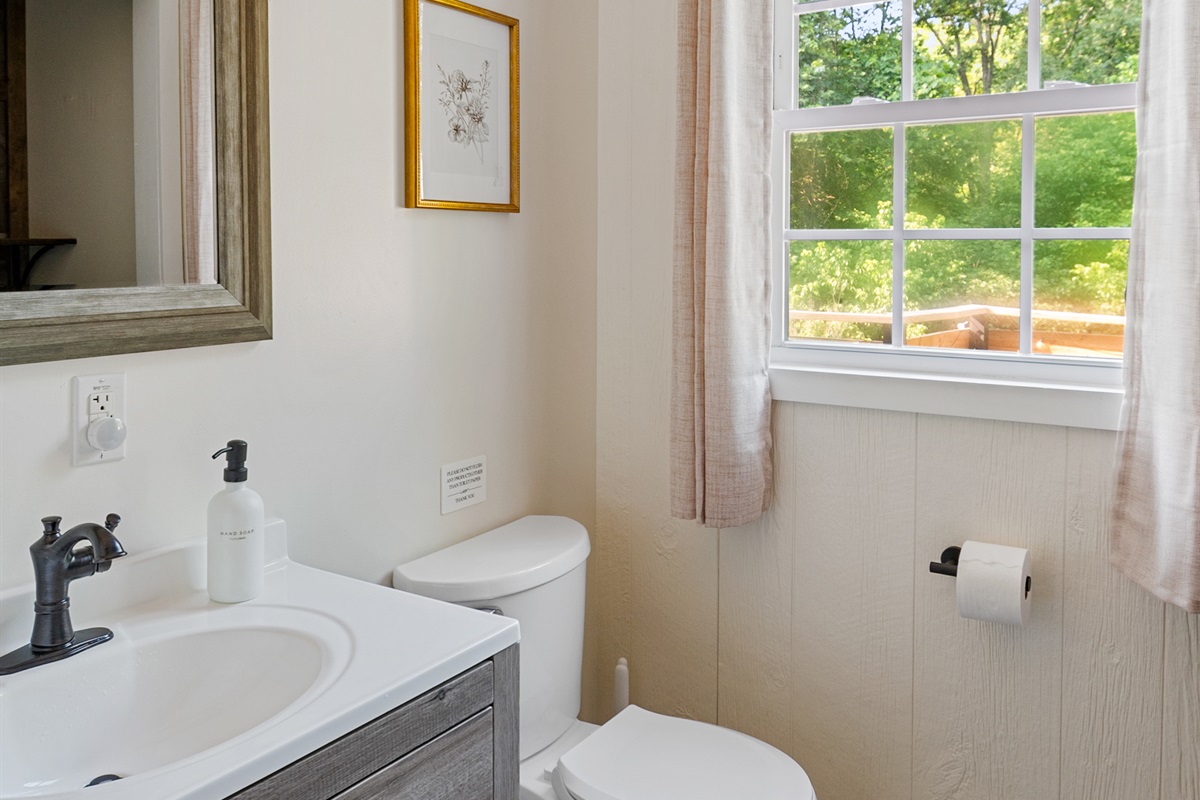 Half Bathroom/Laundry Room 
