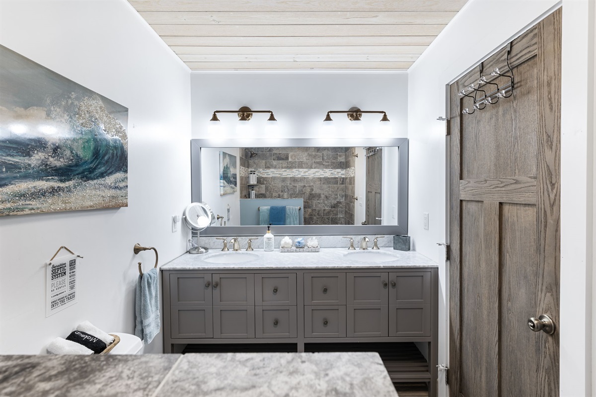 Ensuite off King Bedroom