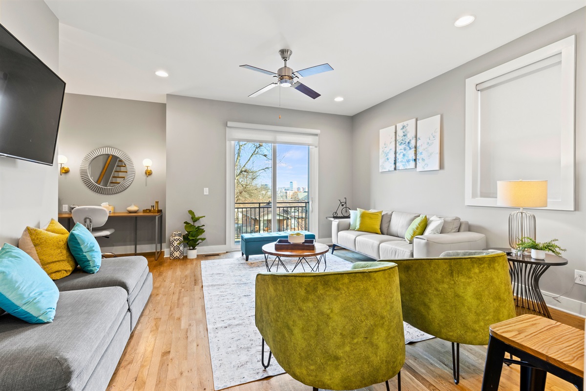 [Casa Tiffani - Living Room] Plenty of Seating for Large Groups with Large Flatscreen TV. 