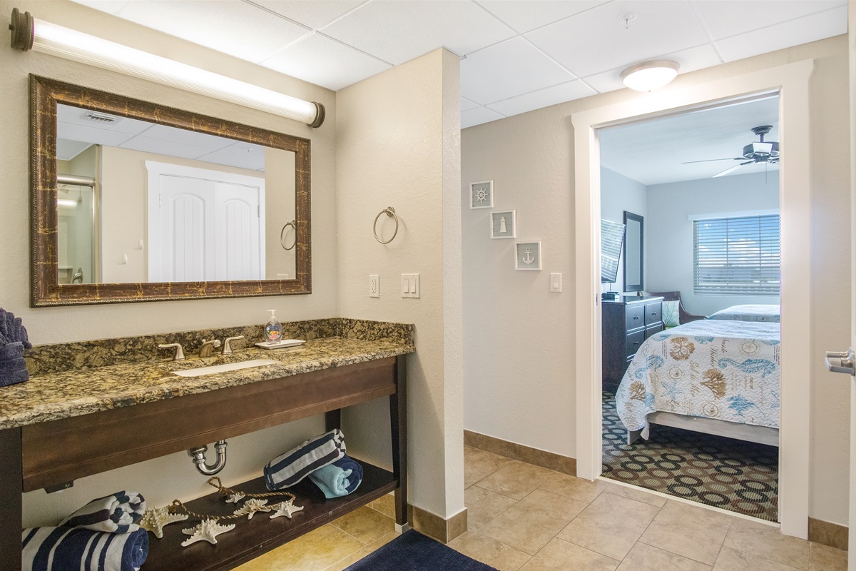 Back bathroom - vanity area