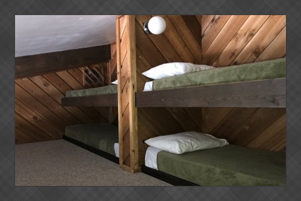 Loft area: 4 Twin beds.