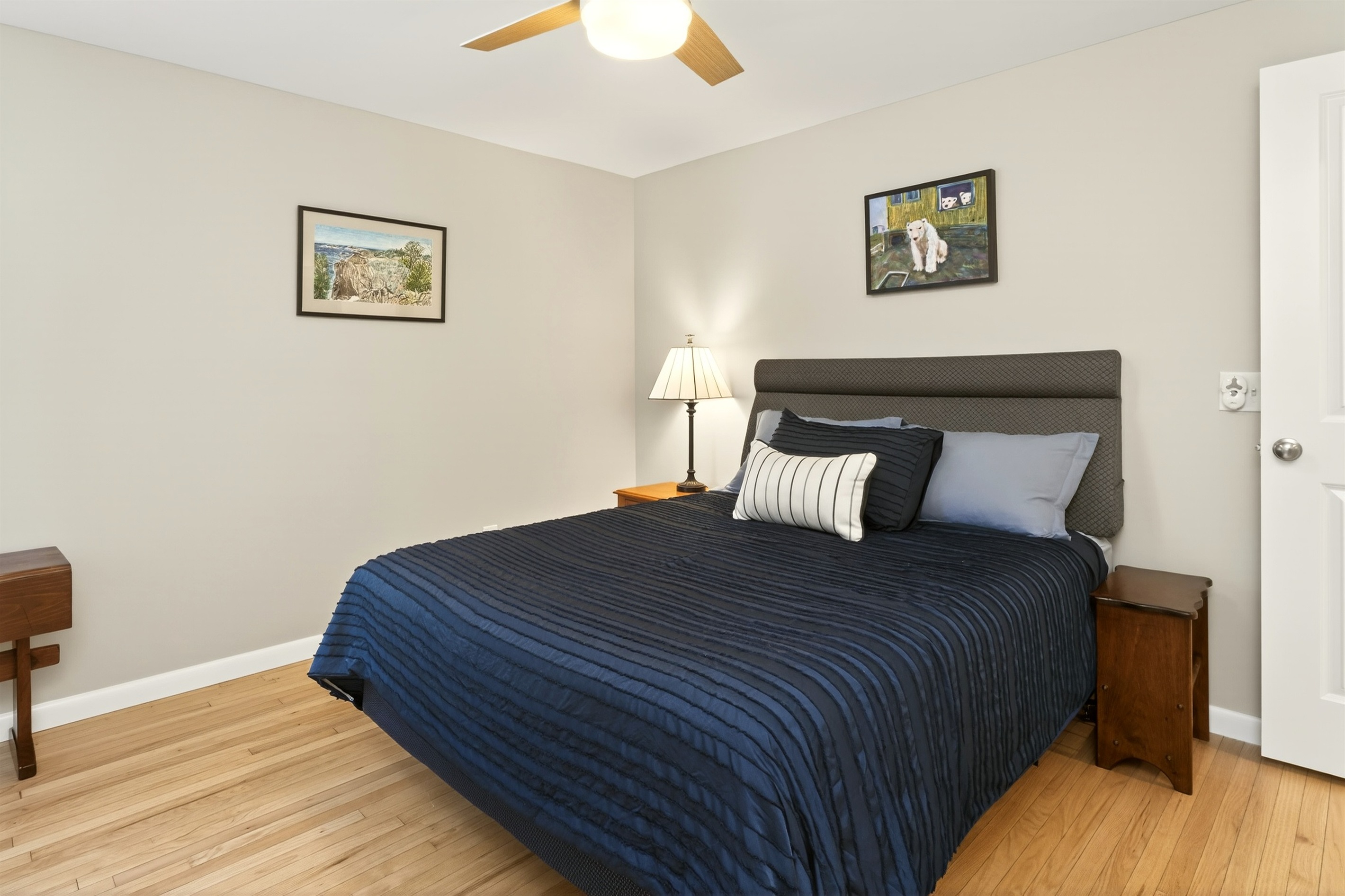 Queen bedroom main floor with ensuite bathroom