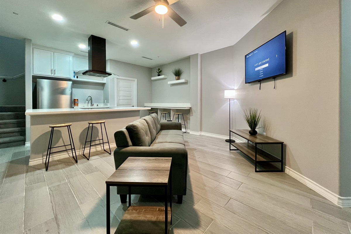 Main Area with Fully Functional Kitchen