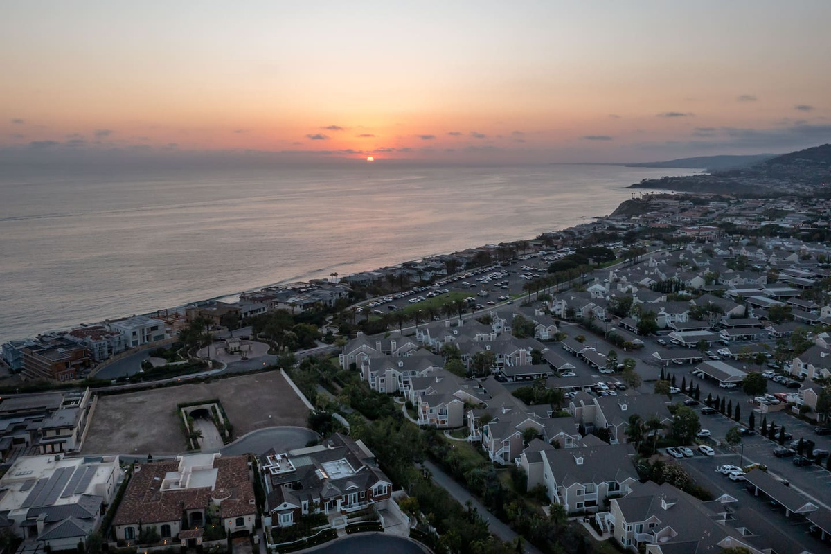 Enjoy the many beautiful sunset skies of Dana Point 