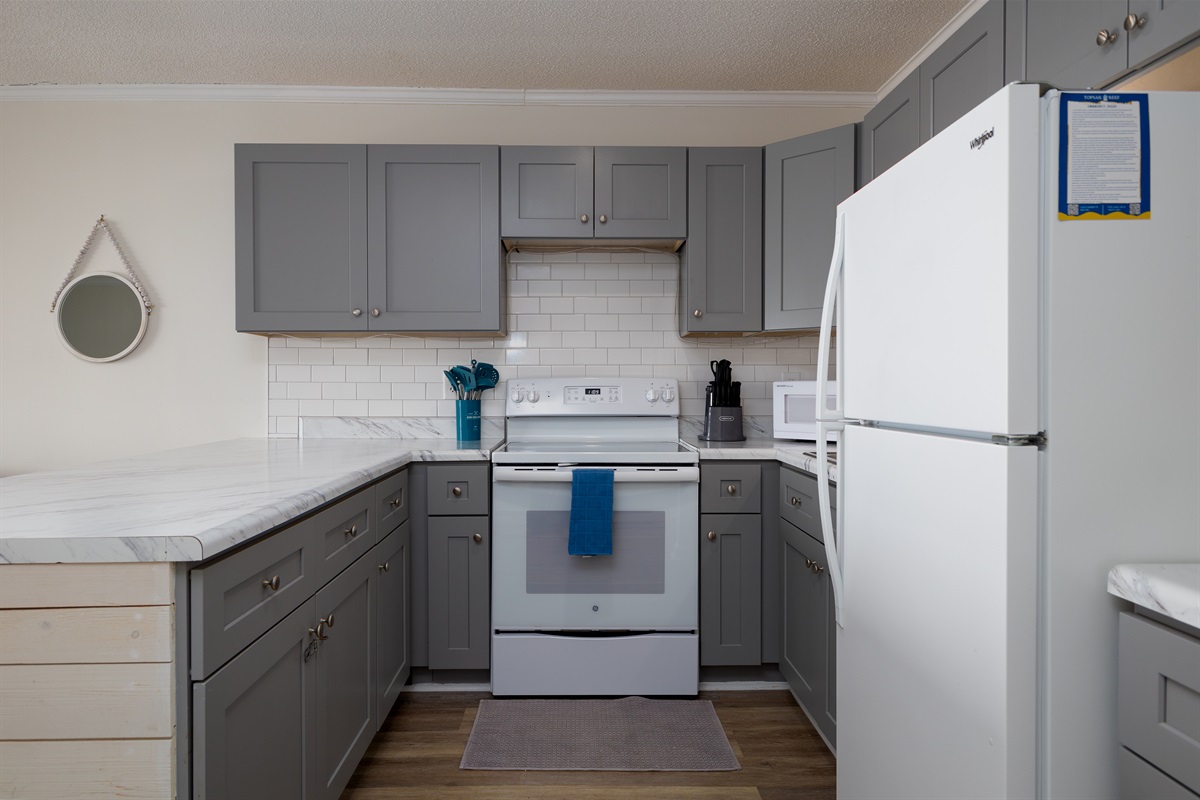 Fully functional kitchen!