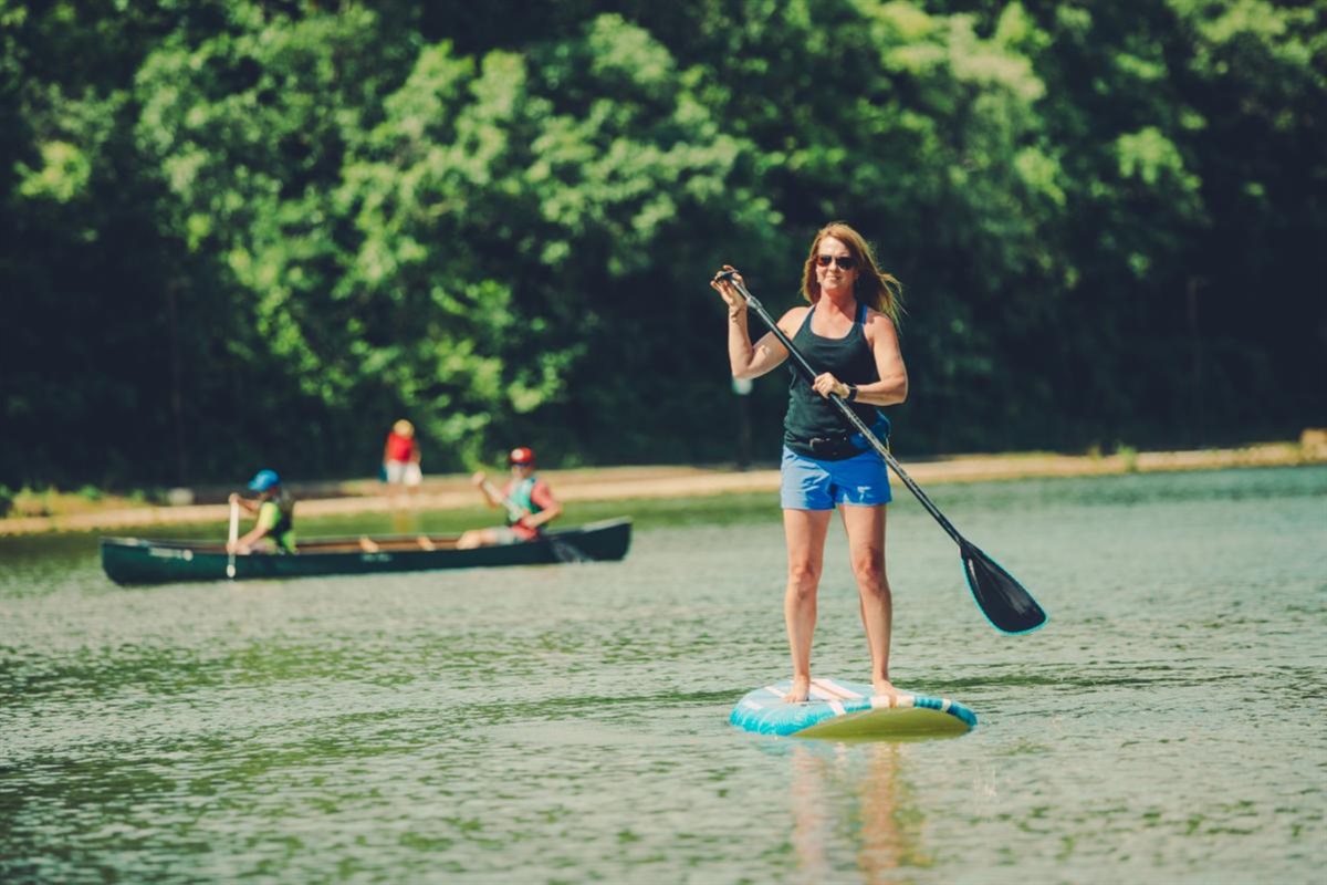 From peaceful paddle boarding at Lake Atalanta to laid-back lake days nearby, Rogers, AR is perfect for a girls weekend filled with wellness, fun, and fresh air.