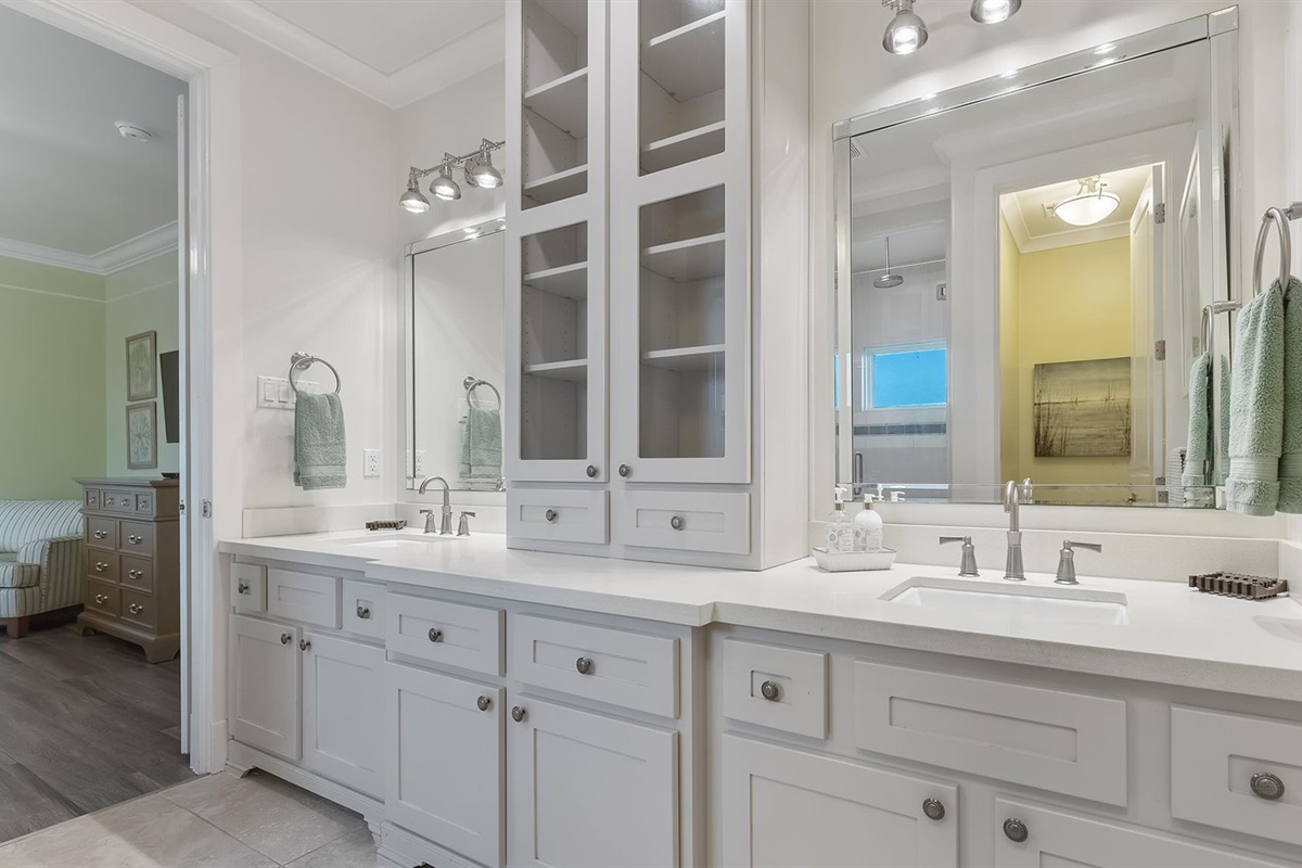 Master Bathroom #2: Comes with ample storage and plenty of natural light.