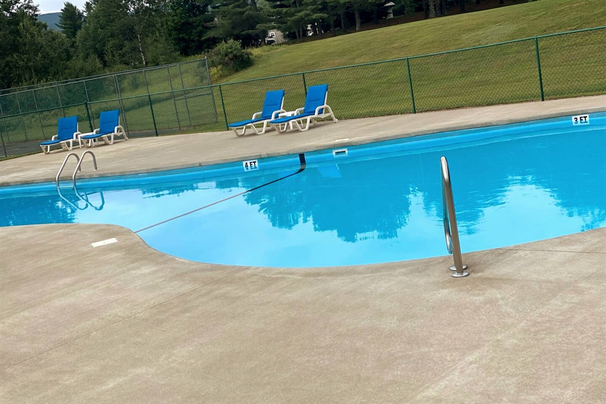 Outdoor pool, open seasonally.