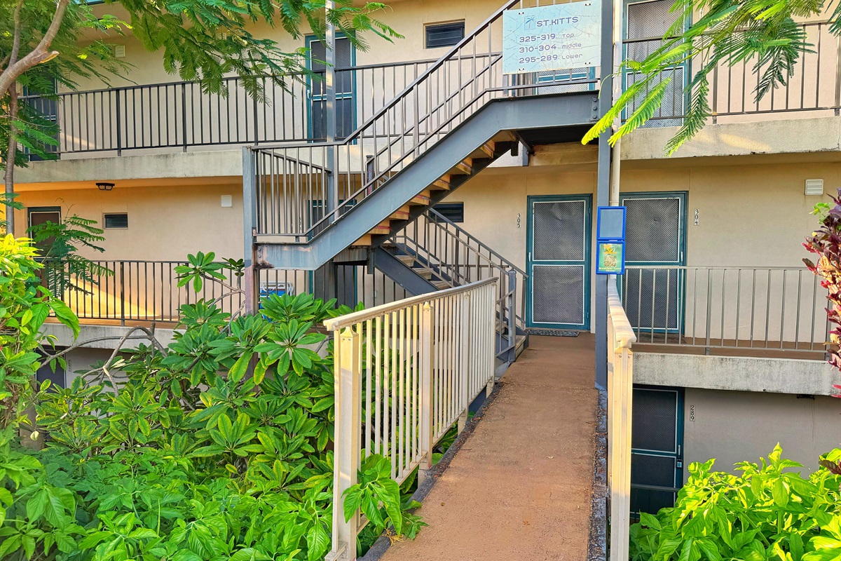 The parking lot goes right to the level your condo is on for step-free access.