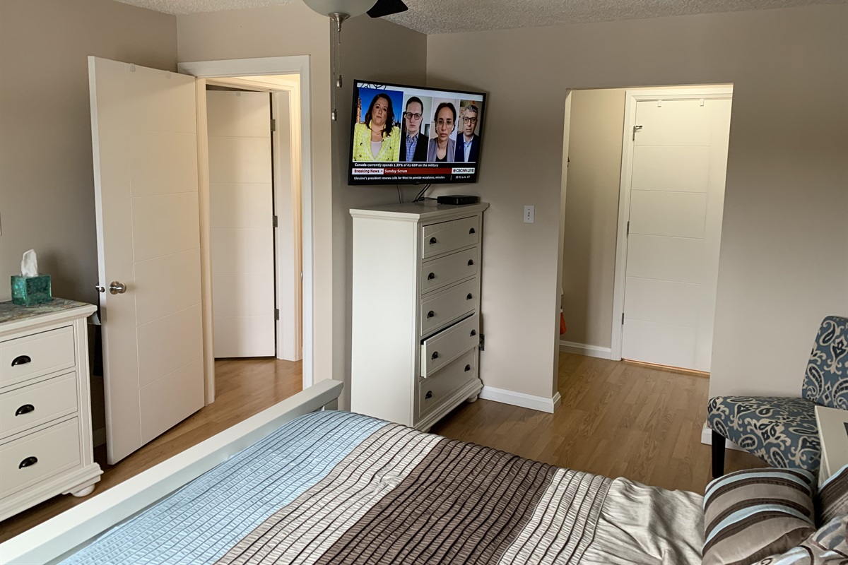 Very spacious master bedroom with ensuite bathroom. Lots of room to unpack and settle in. Smart TV and Sonos speaker in bedrooms.