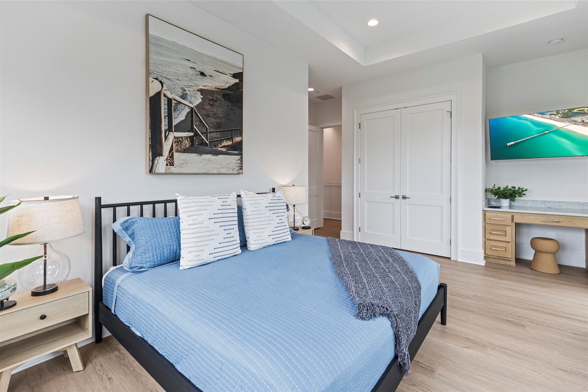 2nd Bedroom (3rd Floor)
