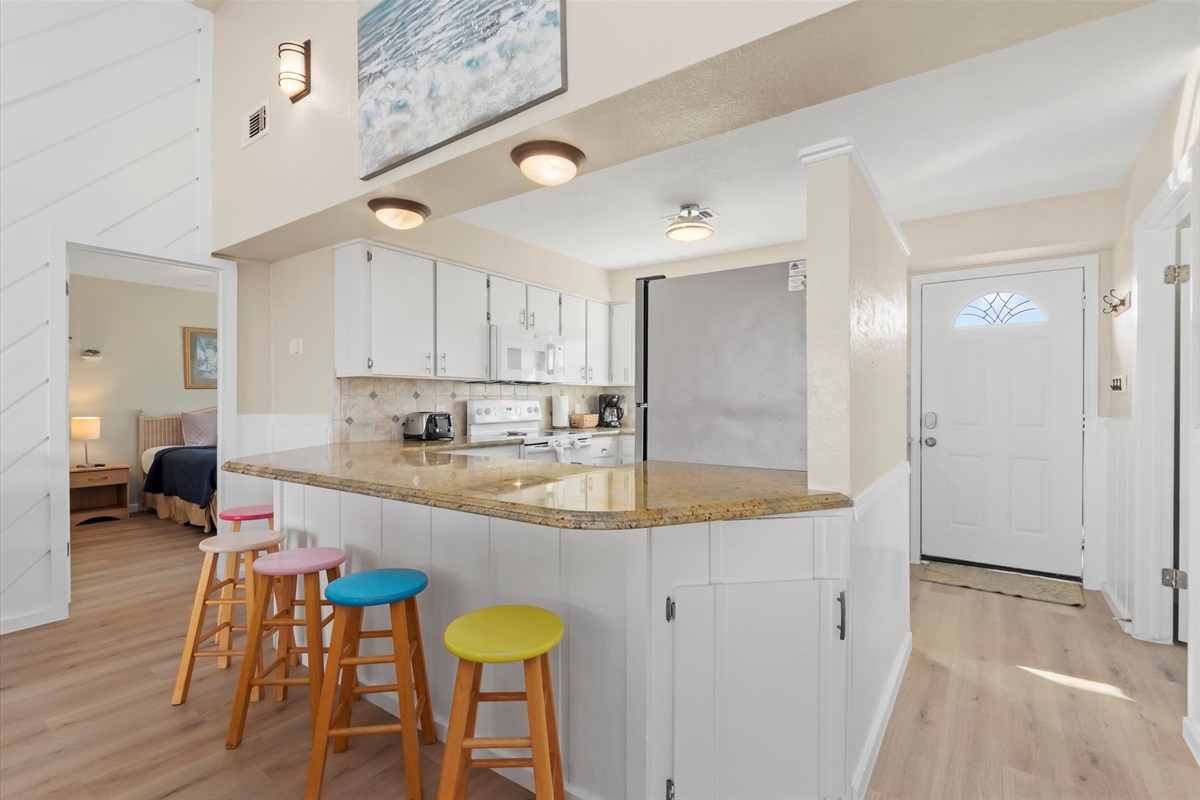 7eb91bc925244e918d46cd5d73113db0 Large | Beachhouse | Texas | TX | Vacation Homes | Galveston | Crystal Beach | Kokomo | Breezy Days | Beachfront Elegance | Sunrise Serenity | Southern Sands Property Management, LLC