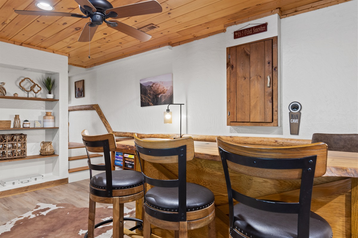 Gameroom Bar