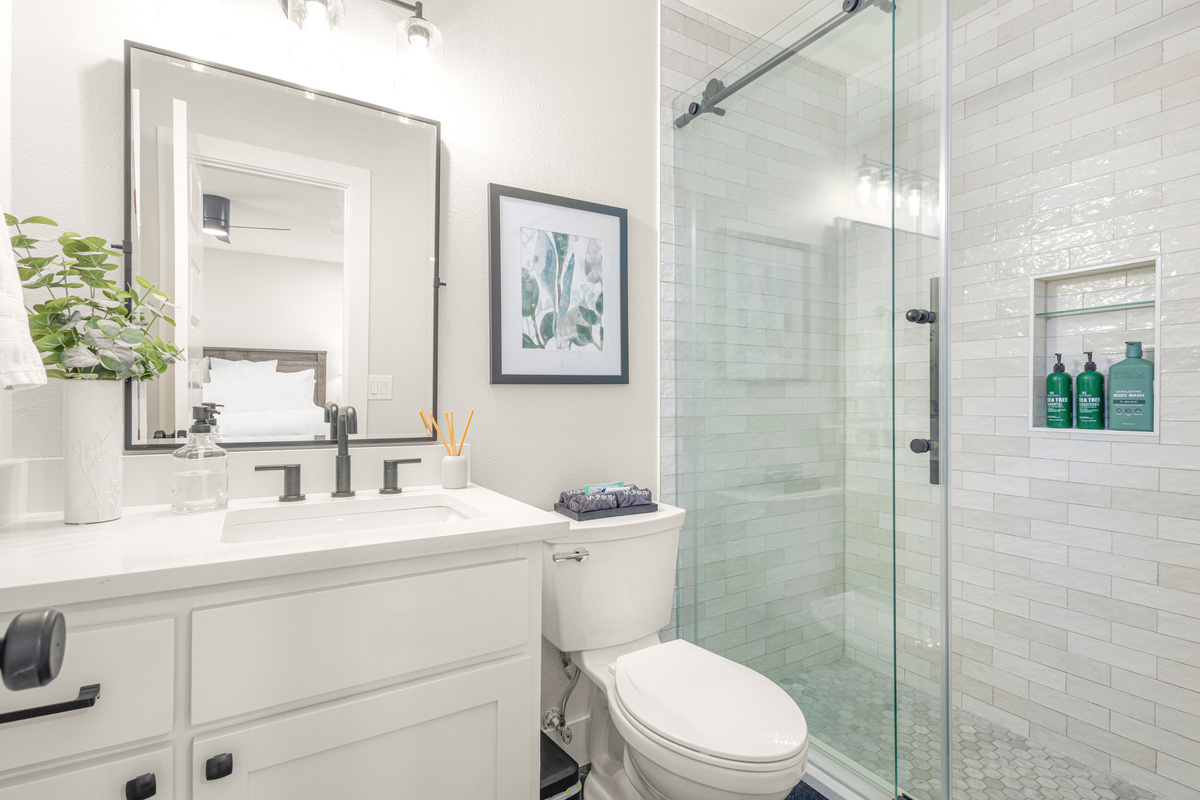 Megan "The primary bath/shower was my favorite space" Nov 2021