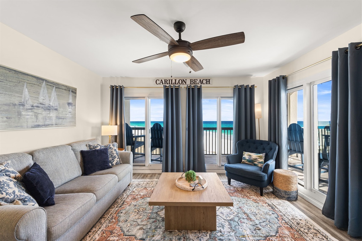 You will see stunning emerald waters from the comfortable Living Room.