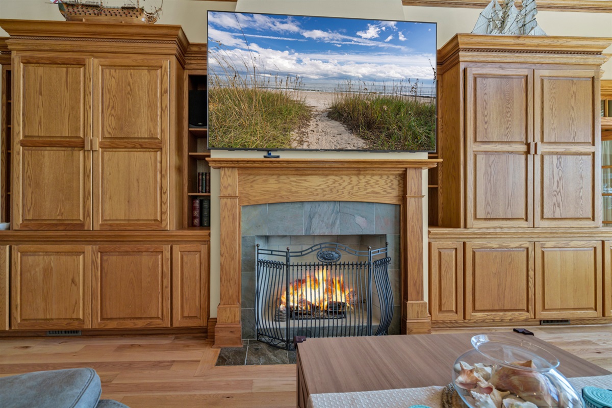 Large Screen Tv and Gas Fireplace in Family Room
