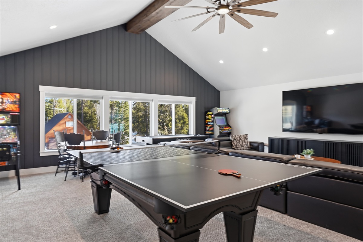 Challenge Your Friends to a Fast-Paced Ping-Pong Match