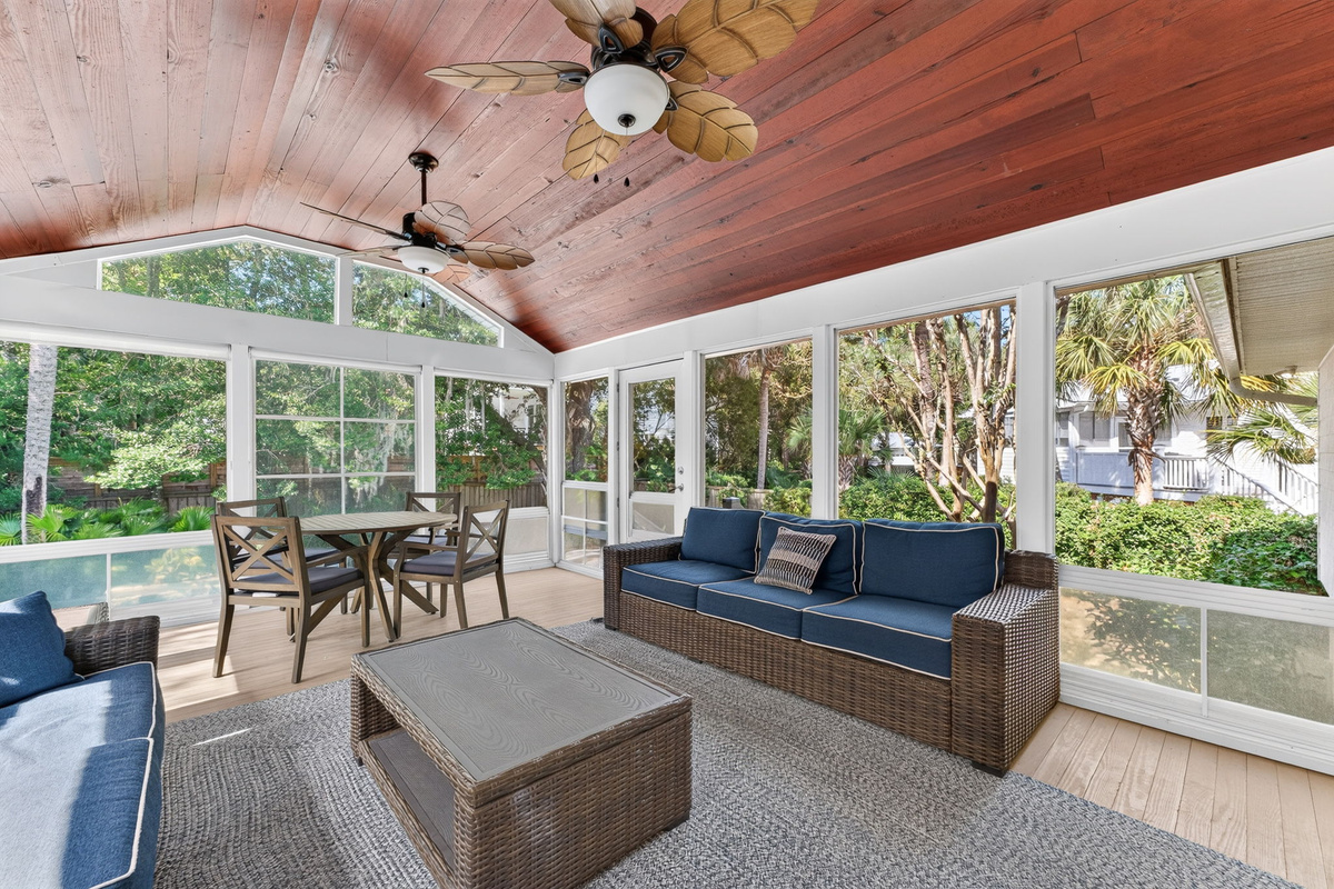 Screened porch | IOP Poolside Paradise | 112 Sparrow Drive | Isle of Palms, SC | IOP Escapes