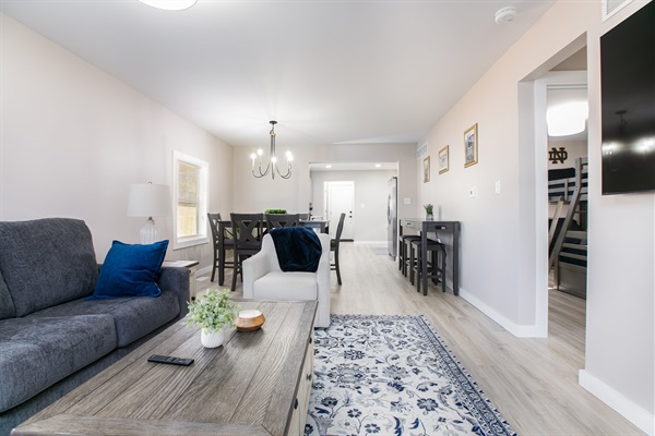 Cozy 2-Bedroom Home Near Notre Dame - Perfect for Game Day Stays, photo 9