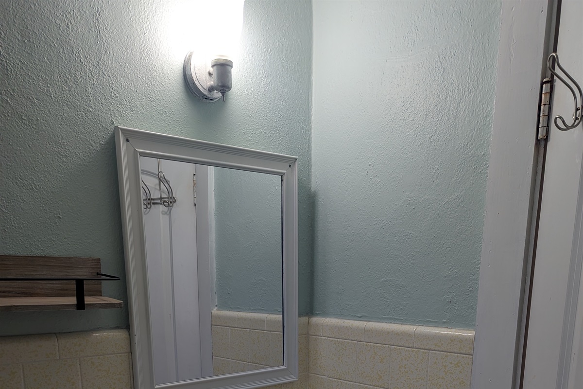 Bathroom (Apartment)